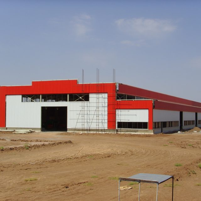 پروژه احداث کارخانه تولید ساندویچ پنل کیان